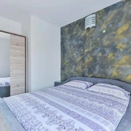 Mavracic Apartment