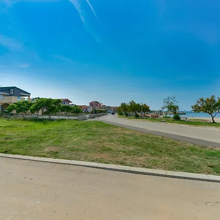 Apartment Mavracic Vir