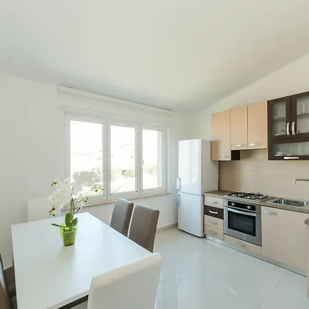 Mavracic Apartment *